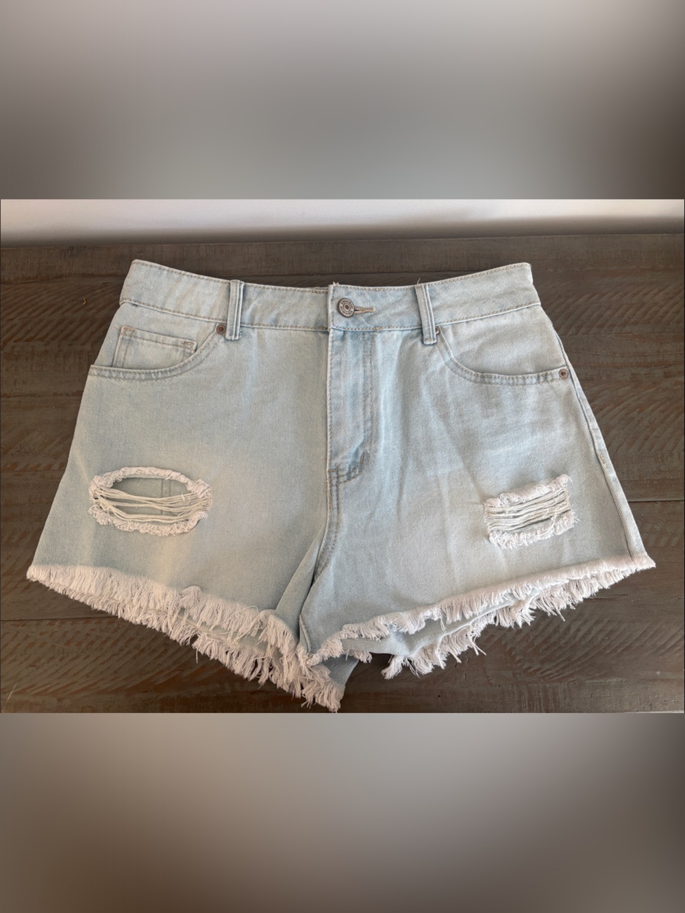 NWOT Women’s Rewash Brand Light Blue Denim Shorts
